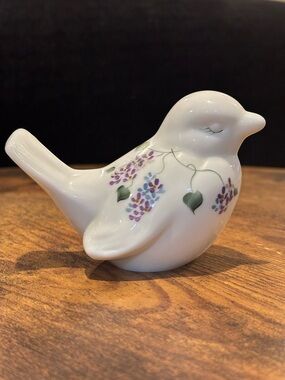 Fenton Glass Lilacs on Milk Glass Collection Song Bird - Signed Purple Flowers